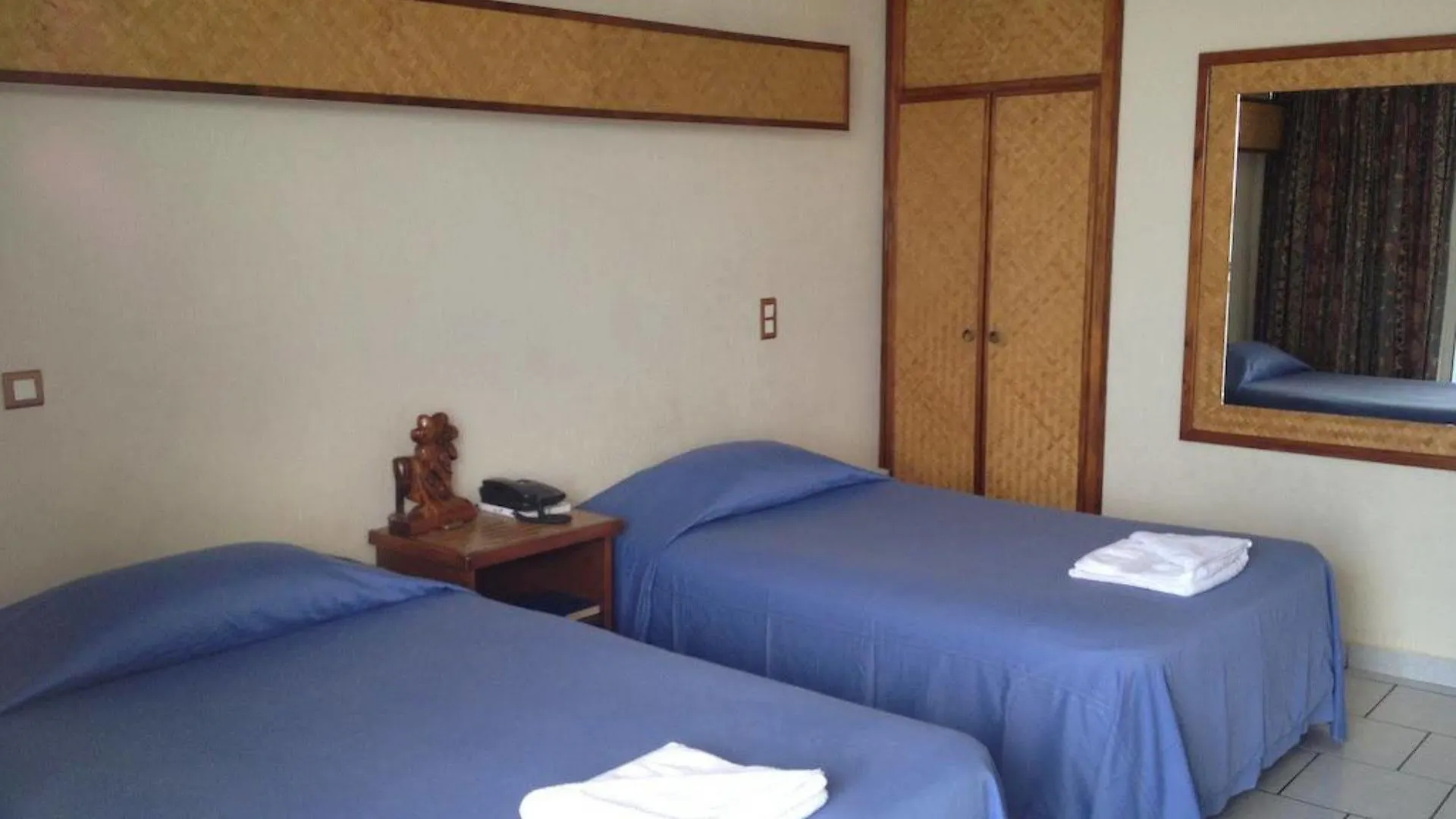 Hotel Tiare Tahiti 파페에테